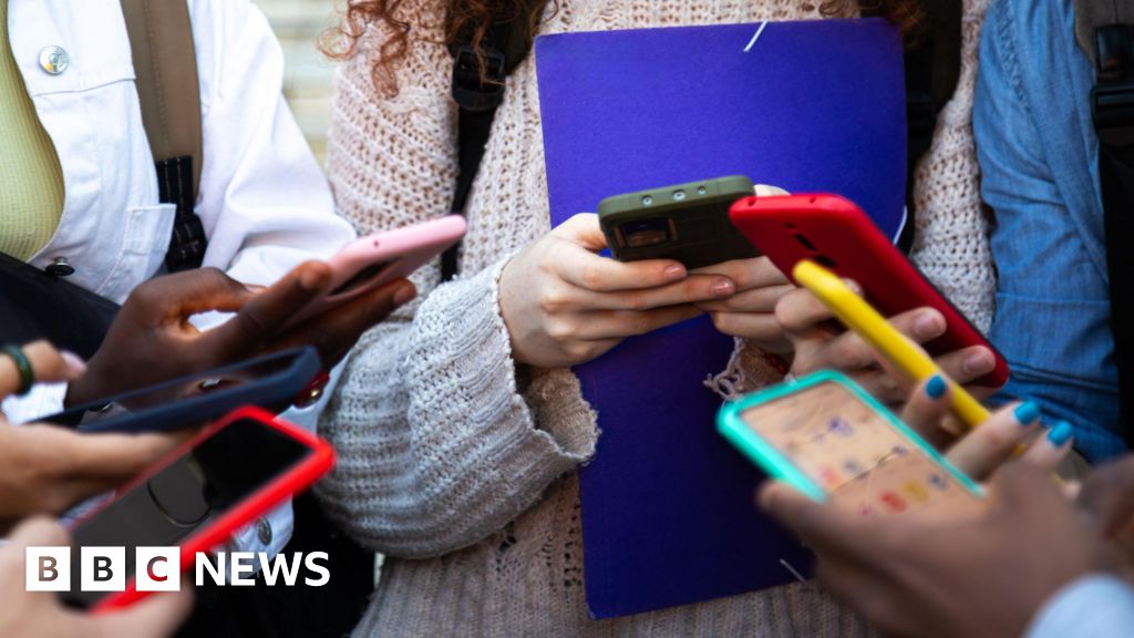 New social media platform is safer for young people says founder