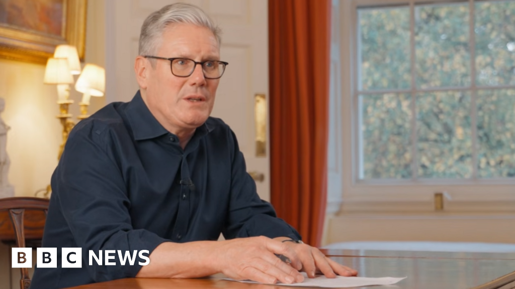 Growing up as young man 'not easy' says PM in letter to son