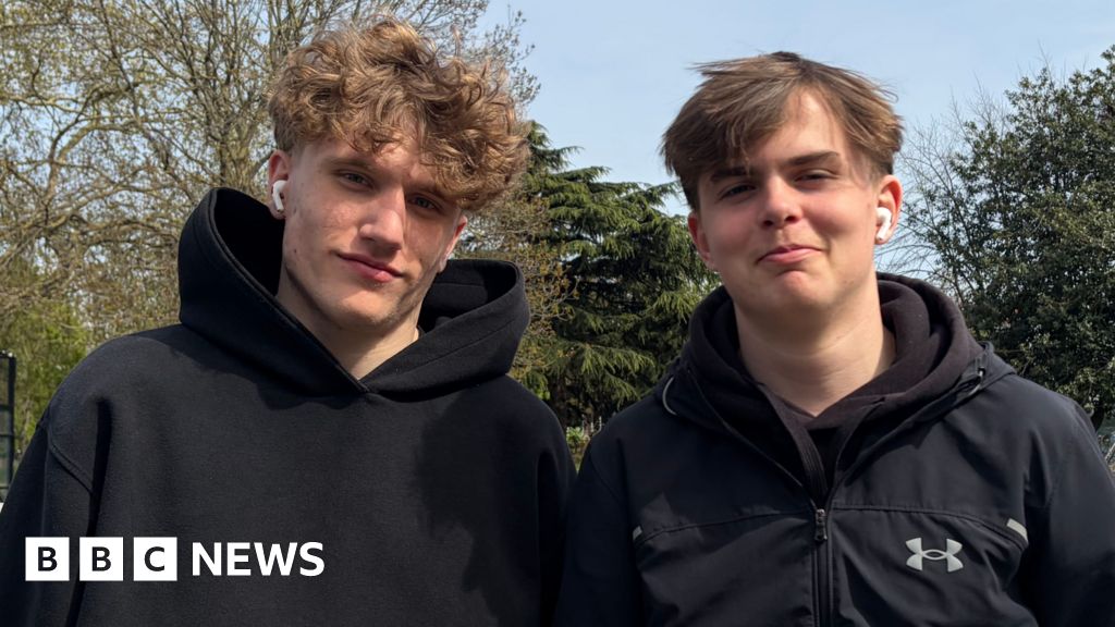 'Padel has pushed out roller-skating community'