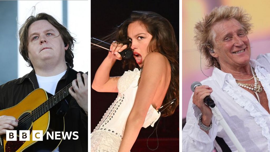 Glastonburys best bits: Capaldis comeback, celebrity sightings and lots of spoons