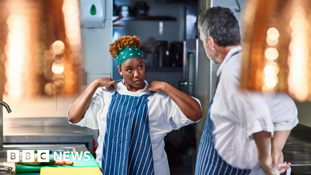 Apprenticeship shakeup to shift focus to under-21s