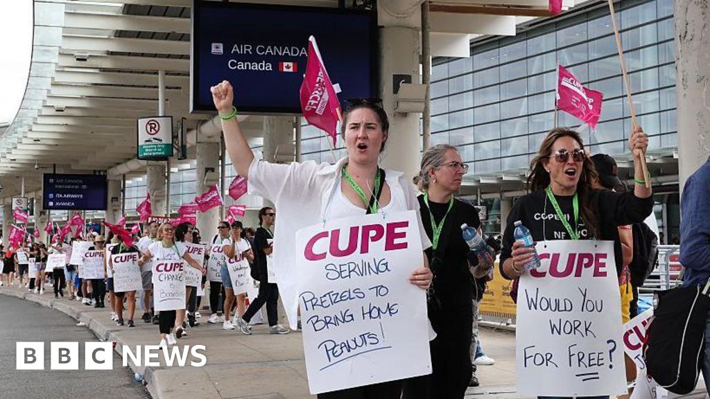 Air Canada flight attendant union refuses to end strike