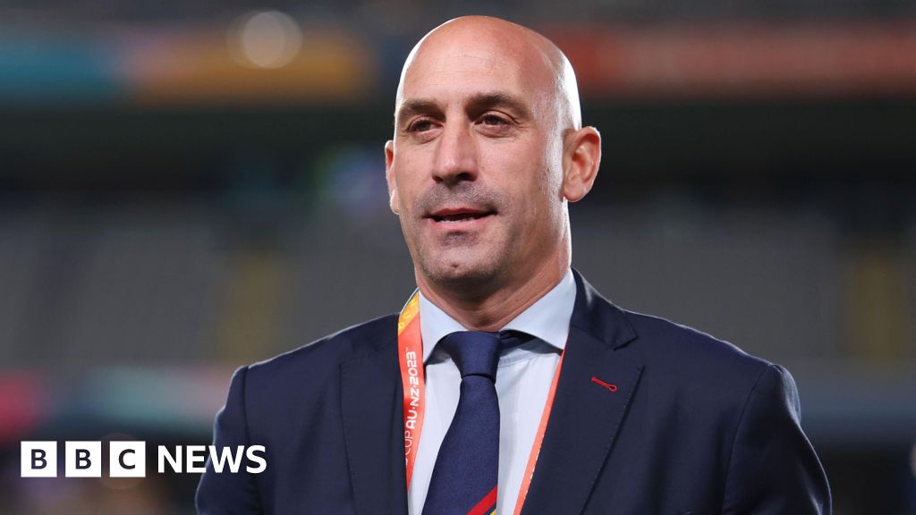 Luis Rubiales tells court Jenni Hermoso consented to World Cup kiss
