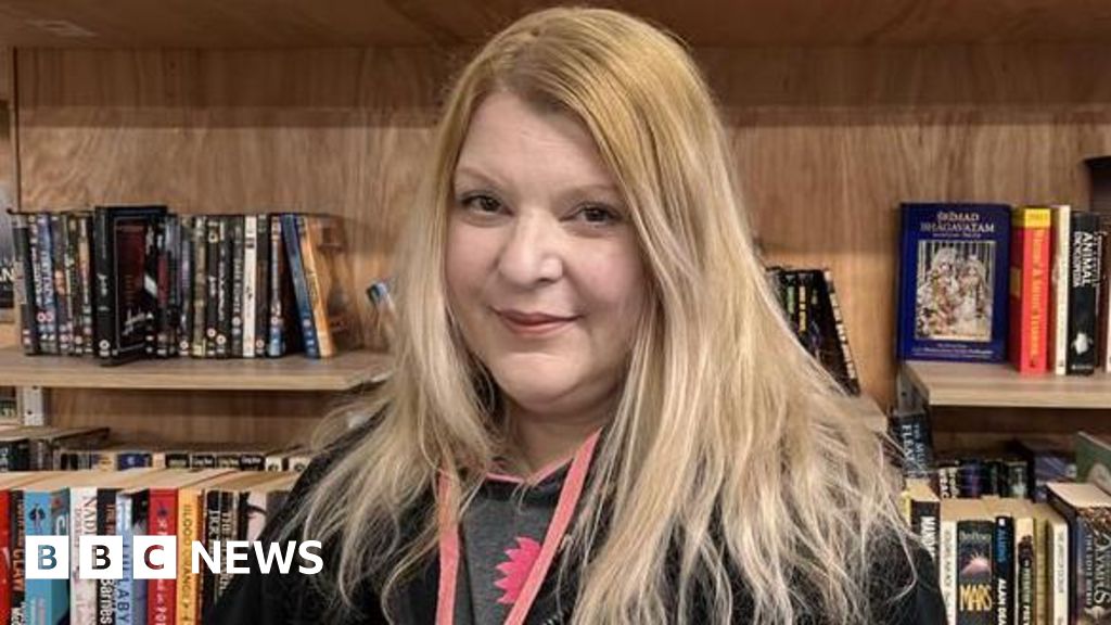 Community larder helps 117 people in one day