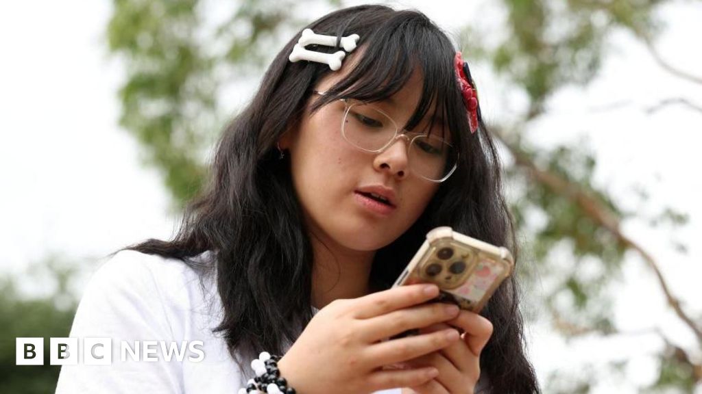 Social media firms must better enforce Australia under-16 ban, watchdog says