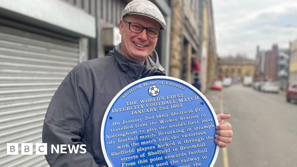 Football’s first away game marked with new Sheffield blue plaque