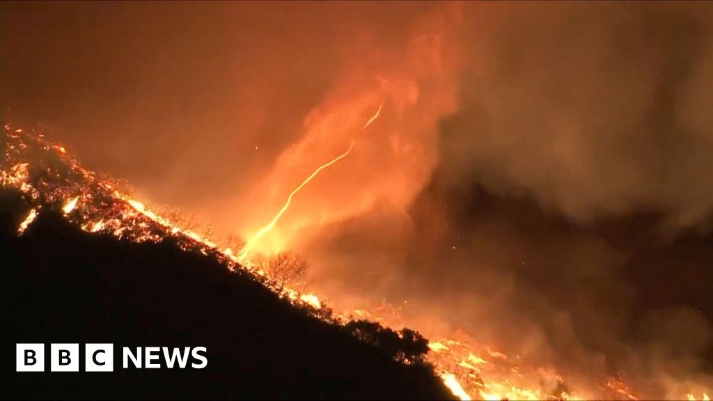 Watch: LA Palisades blaze spews 'fire devil'