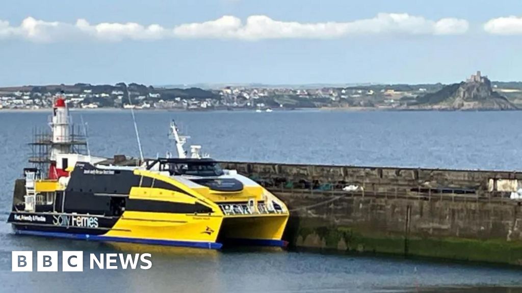 New Isles of Scilly ferry link scrapped by bosses