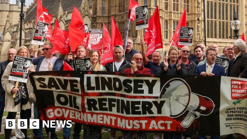 bbc.co.uk - Ivan Morris Poxton - Lindsey Oil Refinery jobs guaranteed until March - BBC News