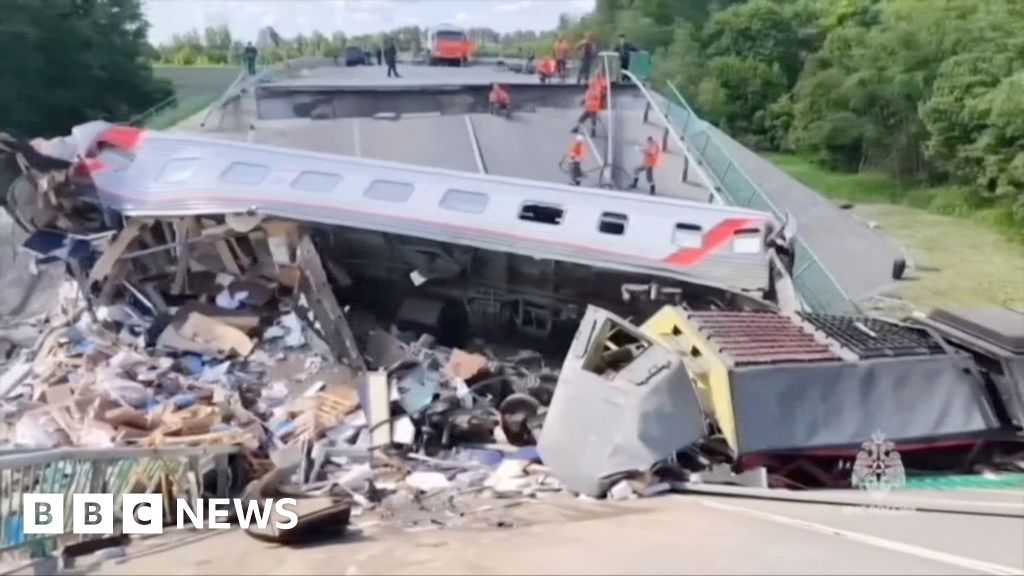 Footage shows aftermath of Russia bridge collapse