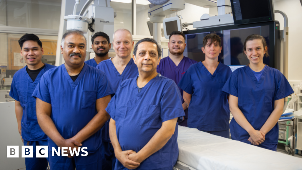 bbc.co.uk - Oprah Flash - Cannock heart patient has implantable defibrillator fitted in Wolverhampton