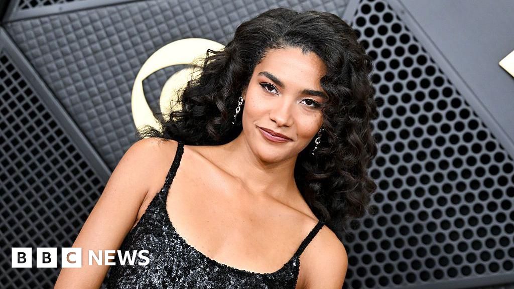 How Olivia Dean was crowned as the year's most exciting new artist at the Grammys