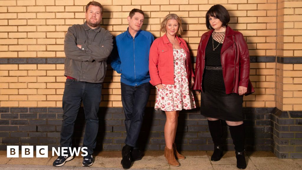 Gavin and Stacey: Christmas special photo gets gang back together