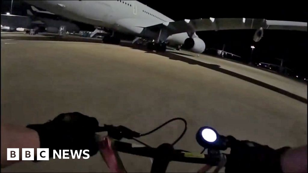 Pro-Palestinian activists break into RAF Brize Norton to spray planes thumbnail