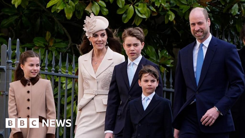 Royals attend Windsor Easter Sunday service