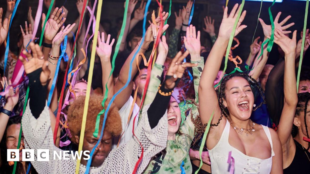 bbc.co.uk - Henry Zeffman - Government to cut business rates for pubs, clubs and music venues