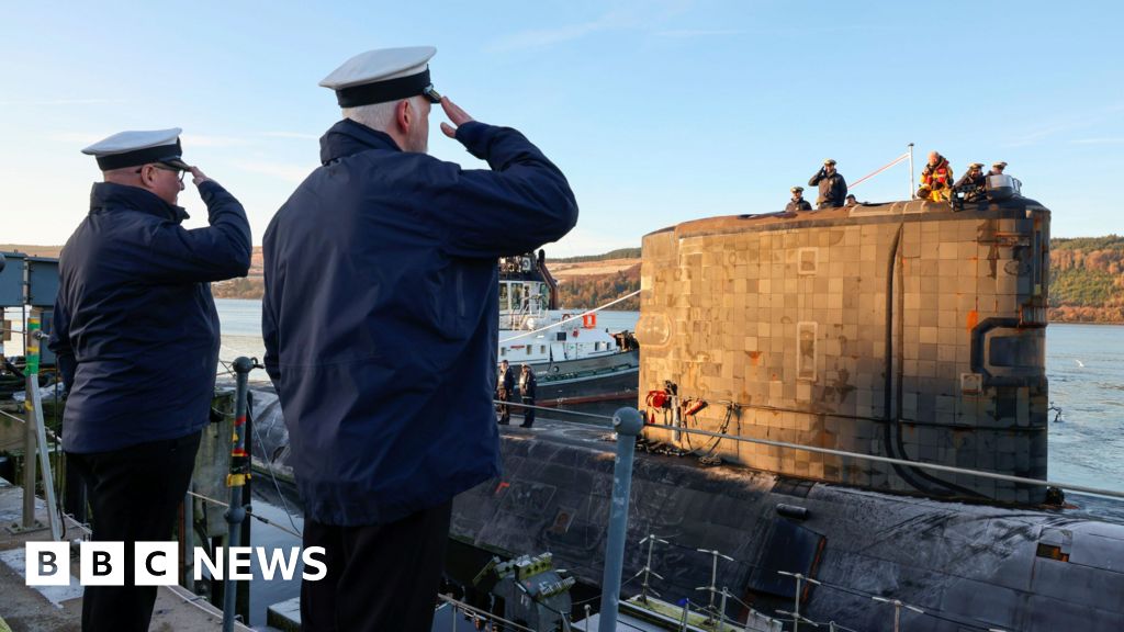 Hms Triumph Completes Final Voyage To Devonport 