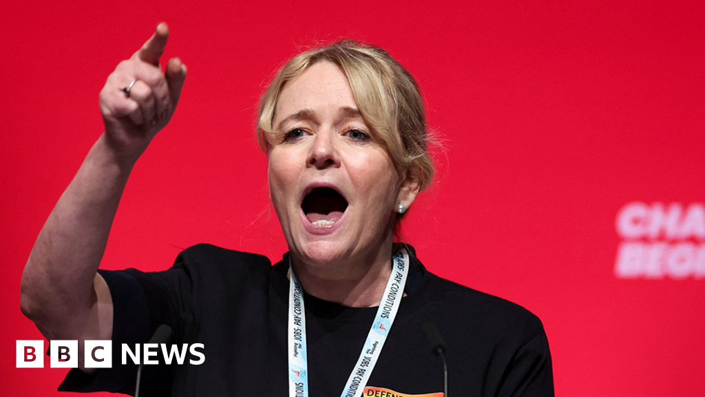 Union blames council for lack of bin strike deal