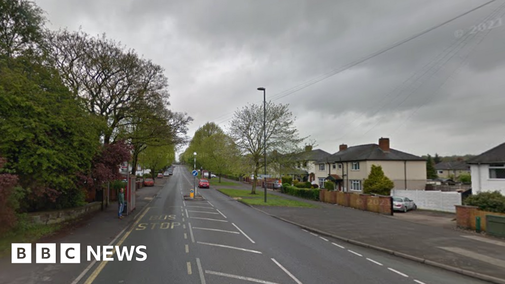 Murder Investigation Launched in Derbyshire Stabbing