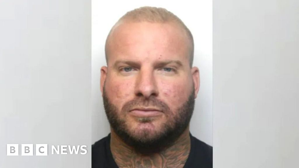 One of Britain's most wanted men, Alex Male, pleads guilty to drug trafficking