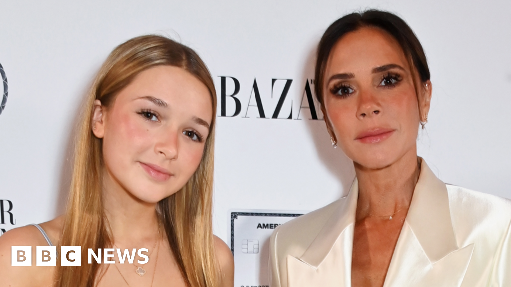 Harper’s Bazaar: Victoria Beckham given Women of the Year award by daughter Harper