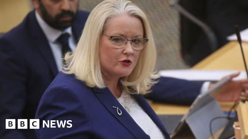 Scottish govenrment minister Christina McKelvie dies aged 57