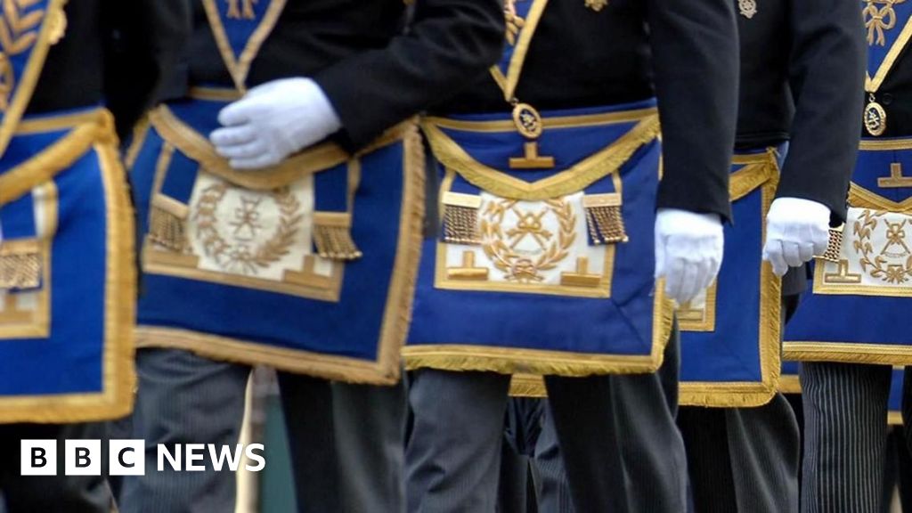Met Police must reveal membership of Freemasons
