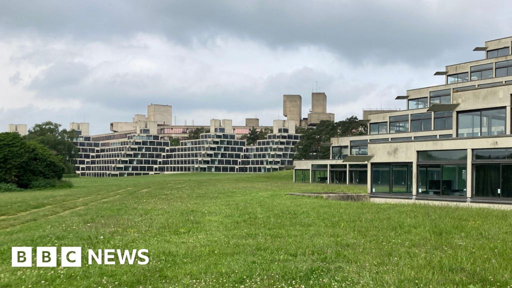 UEA spends £2m fixing Raac but Ziggurats to remain closed - BBC News