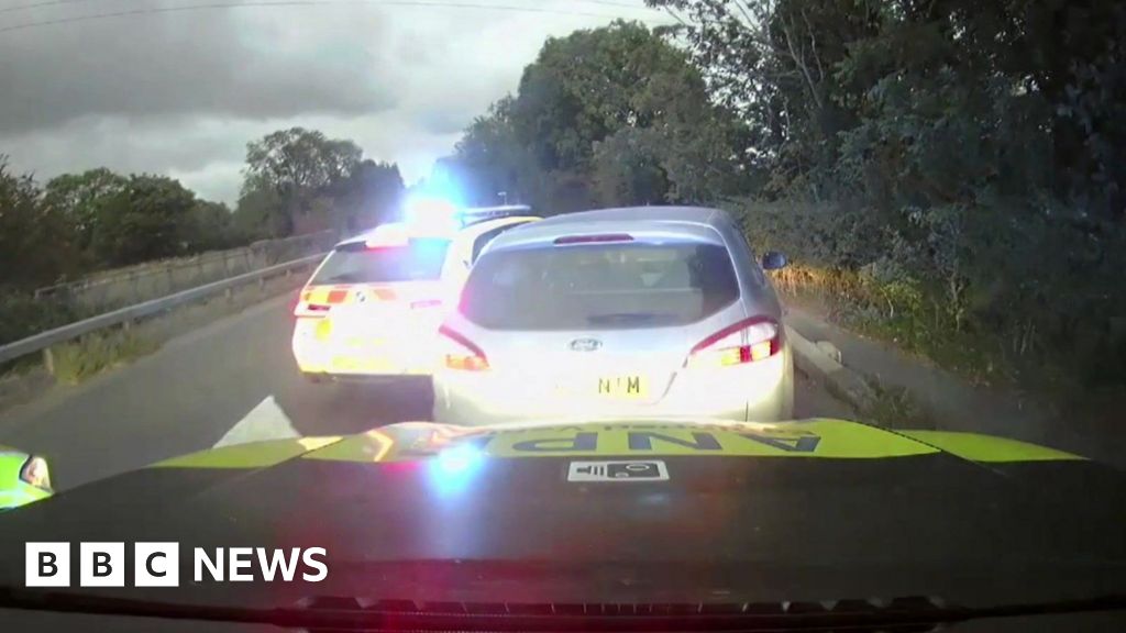 Police pursuit of 10mph 'one of slowest seen'