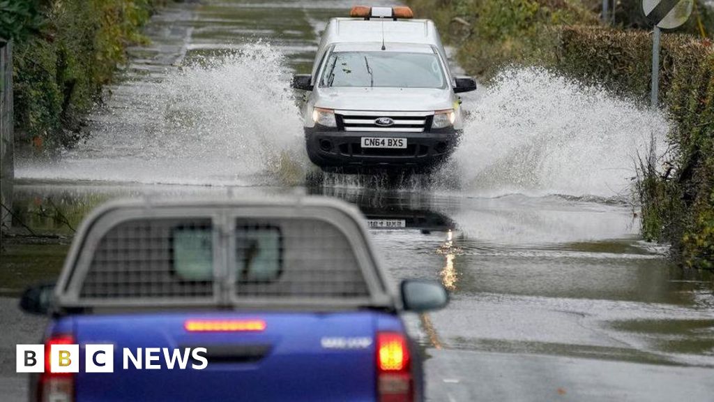 Amber weather warning: Heavy rain expected in parts of Wales