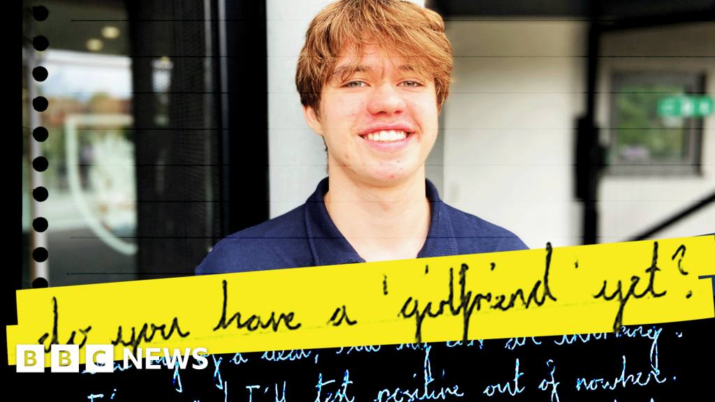 Do you have a girlfriend yet?: Pupils open time capsule letters to self