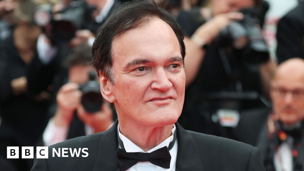 Quentin Tarantino to stage 'swashbuckling comedy' play in London