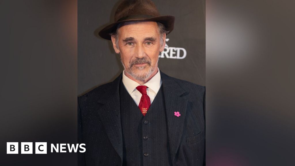 bbc.co.uk - Simon Ormiston - Sir Mark Rylance says Purbeck Film Festival is 'godsend' for creators - BBC News
