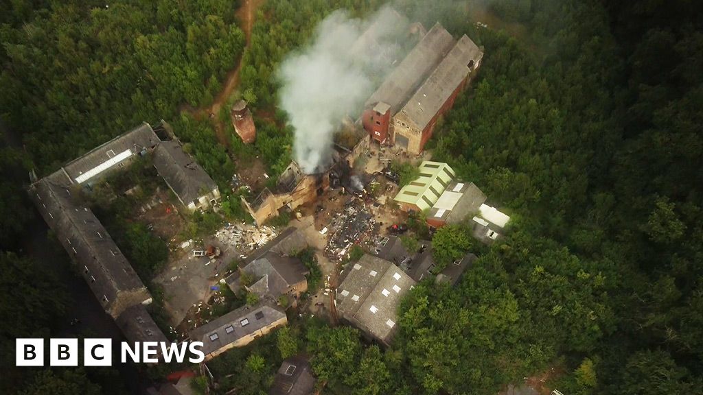Firefighters Extinguish Multiple Fires in Lichfield, Slough, Matlock, Florida