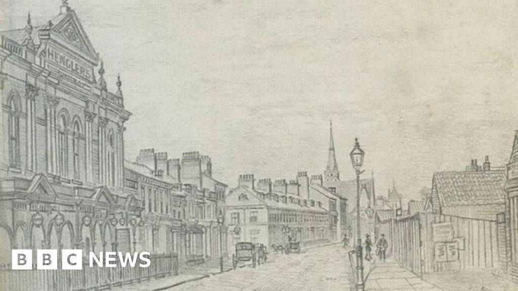 Historic Portsmouth, Preston, Nottingham Images Capture Lost Urban Scenes