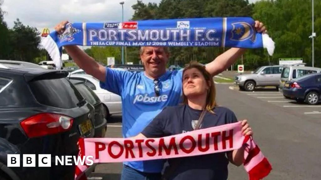 Portsmouth FC to hold minute's applause for fan who died at match