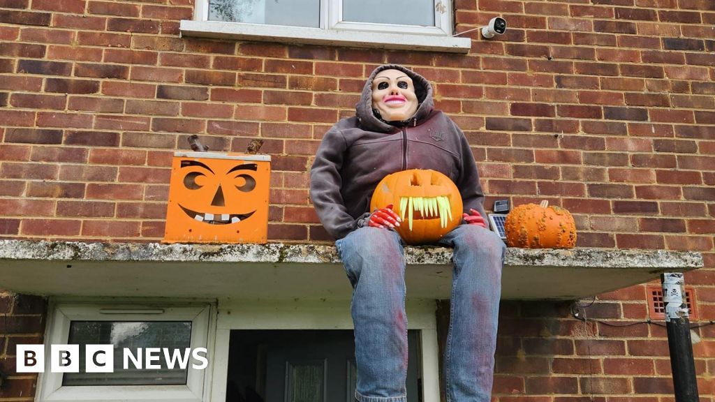 Community Halloween Celebrations Held Across Regions