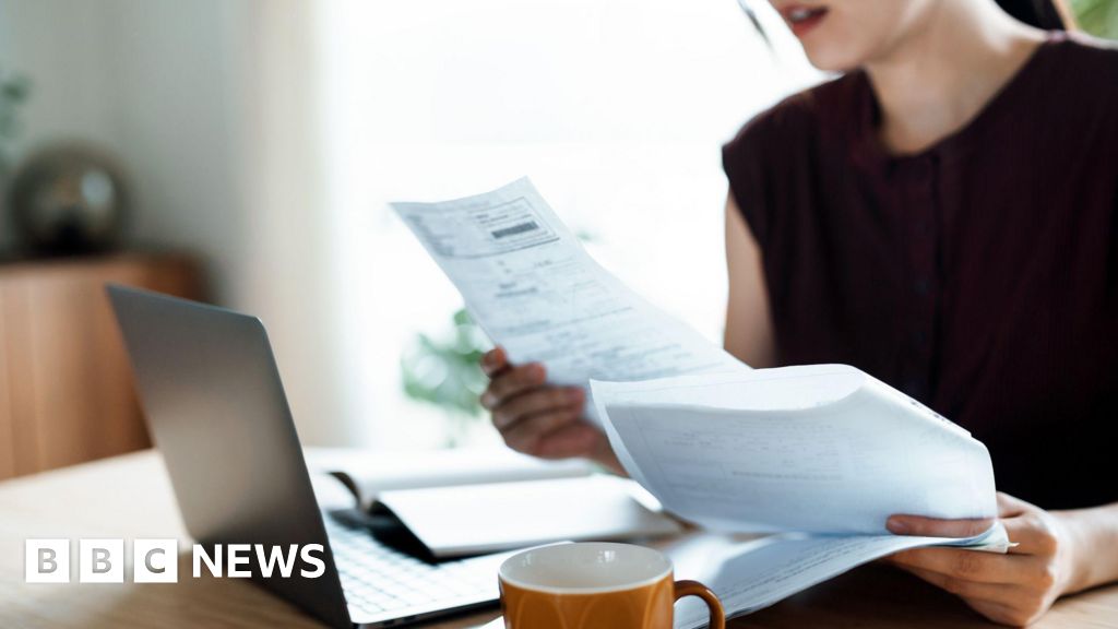 PM to set out support plan for heating oil costs