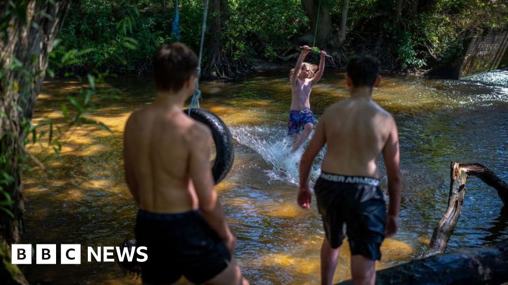UK Child Drownings Prompt Calls for Nationwide School Water Safety Lessons