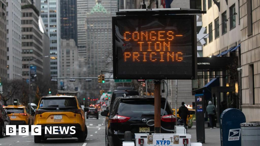 New York traffic falls after $9 congestion fee