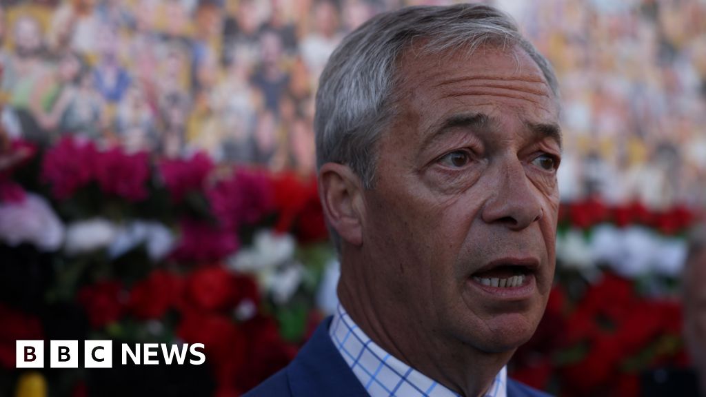 Elections watchdog considers looking into £5m gift to Farage