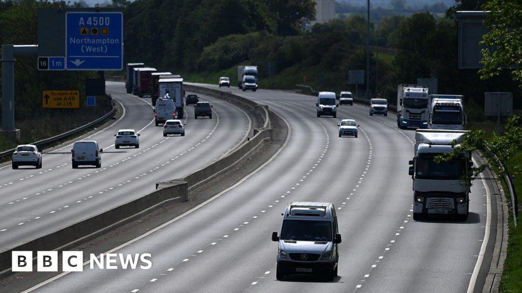 M1 New Emergency Areas To Be Installed On Smart Motorways Bbc News 6611