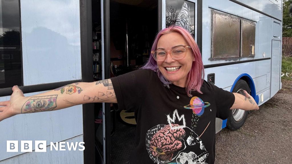 'I live in double-decker bus that's also a library'