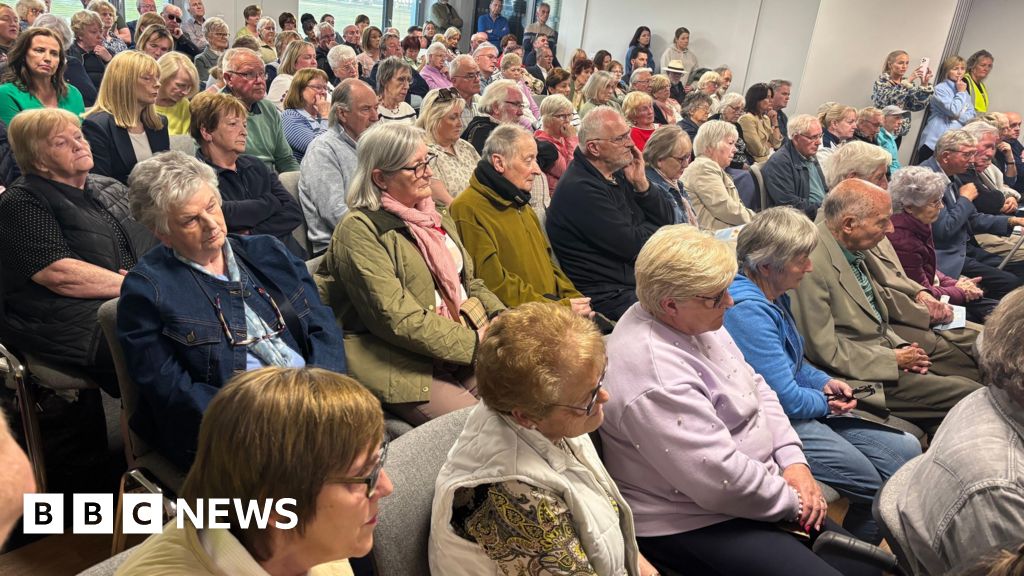 'Lives will be lost' unless services are restored at hospital