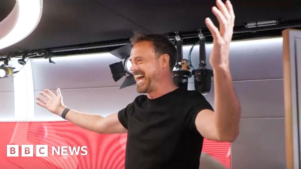 Jamie Theakston 'cancer free' as he returns to radio show