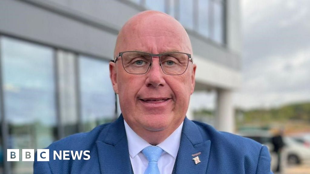 Reform boss denies press ban applied to councillors