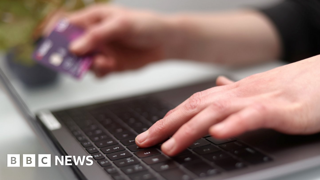Channel Islands Finance Woes: Delays and Admin Errors Fuel Rising Complaints