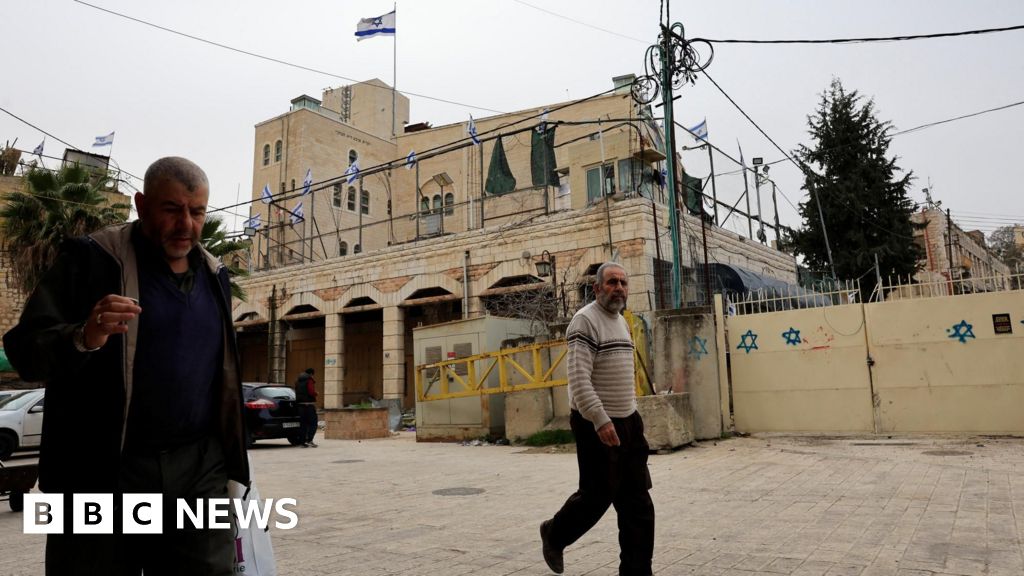 Палестинците арабските страни и израелските антиокупационни групи осъдиха новите стъпки