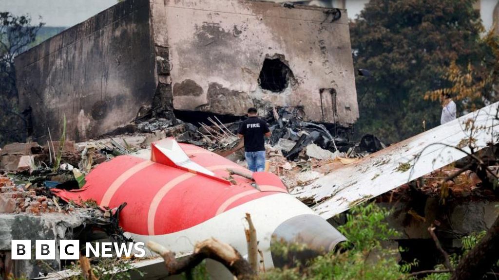 Preliminary Report Finds Fuel Switches Cut Off Before Air India Crash Killing 260