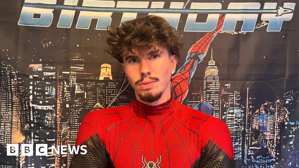 bbc.co.uk - Joshua Askew - Teen quits nine-to-five after Spiderman stunt sparks thriving side gig